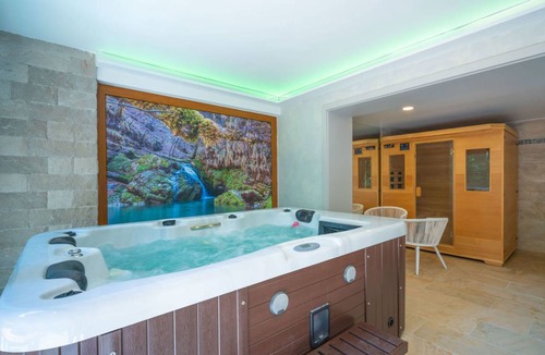 Lic Villa | 110 m² Villa ∙ 1 bedroom ∙ 4 guests