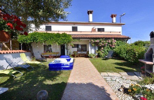 Radini House | 120 m² House ∙ 3 bedrooms ∙ 6 guests
