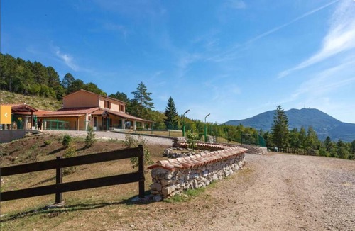 Lupoglav House | 120 m² House ∙ 2 bedrooms ∙ 6 guests