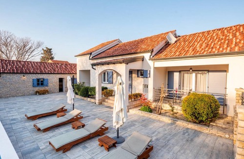 Pridraga House | 120 m² House ∙ 2 bedrooms ∙ 5 guests
