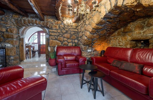 Rasopasno House | 120 m² House ∙ 3 bedrooms ∙ 6 guests