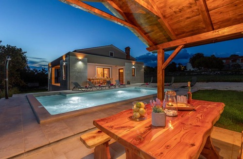 Orihi House | 120 m² House ∙ 3 bedrooms ∙ 7 guests