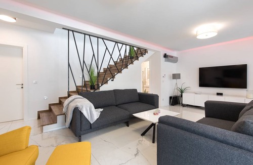 Jurandvor House | 120 m² House ∙ 4 bedrooms ∙ 8 guests