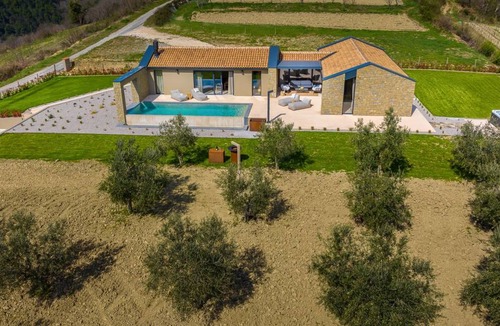 Groznjan Villa | 120 m² Villa ∙ 3 bedrooms ∙ 5 guests
