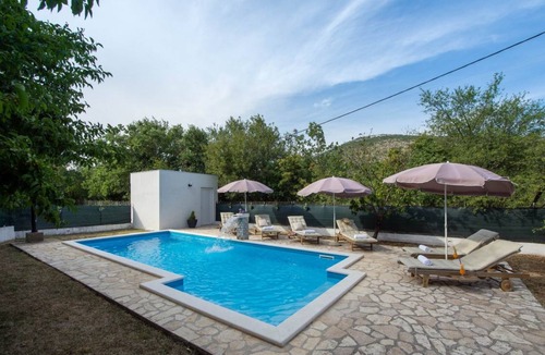 Labin Villa | 120 m² Villa ∙ 3 bedrooms ∙ 7 guests