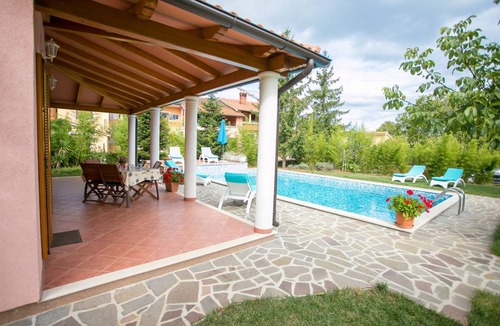 Laginji Villa | 120 m² Villa ∙ 4 bedrooms ∙ 8 guests