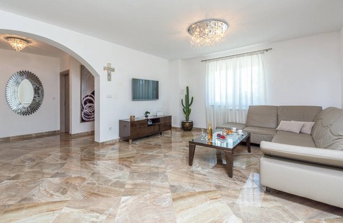 Kastel Apartment | 121 m² Apartment ∙ 2 bedrooms ∙ 4 guests