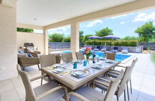 Porat House | 125 m² House ∙ 3 bedrooms ∙ 7 guests
