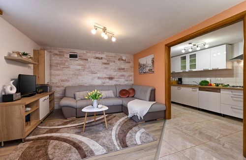 Vinica House | 126 m² House ∙ 2 bedrooms ∙ 7 guests