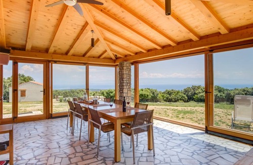 Belej House | 128 m² House ∙ 2 bedrooms ∙ 6 guests