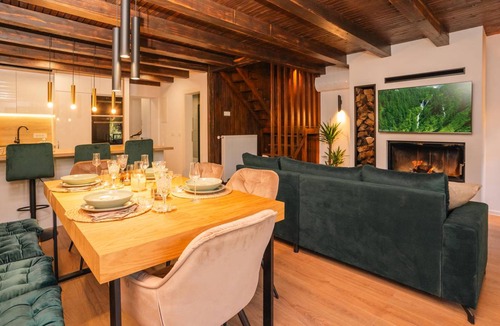 Platak House | 130 m² House ∙ 3 bedrooms ∙ 7 guests
