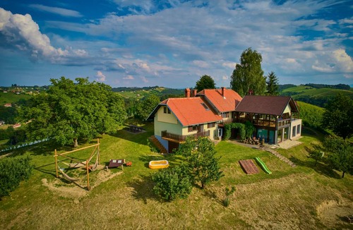 Ljutomer House | 130 m² House ∙ 3 bedrooms ∙ 6 guests