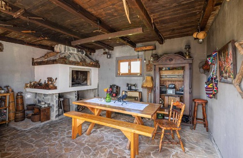 Trilj House | 130 m² House ∙ 4 bedrooms ∙ 8 guests