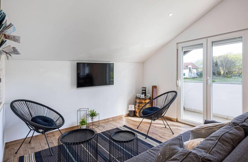 Trilj House | 130 m² House ∙ 4 bedrooms ∙ 8 guests