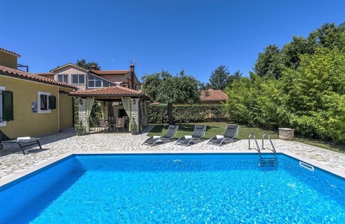 Kadumi Villa | 130 m² Villa ∙ 3 bedrooms ∙ 6 guests