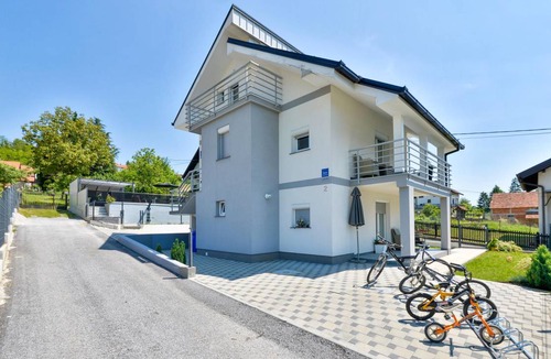 Tuhelj House | 135 m² House ∙ 2 bedrooms ∙ 8 guests