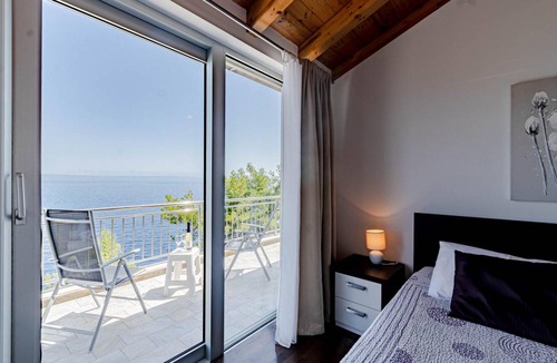 Prigradica House | 136 m² House ∙ 3 bedrooms ∙ 6 guests