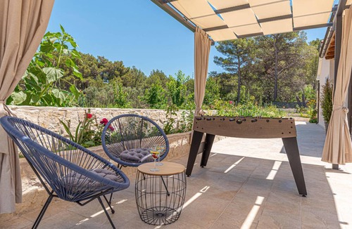 Jadrtovac House | 137 m² House ∙ 3 bedrooms ∙ 8 guests