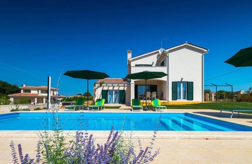 Lasici House | 140 m² House ∙ 3 bedrooms ∙ 6 guests