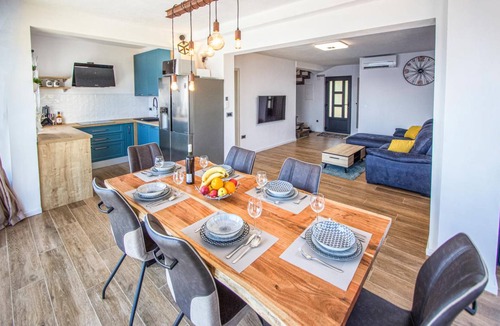 Zavala House | 140 m² House ∙ 3 bedrooms ∙ 8 guests