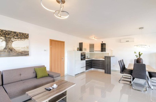 Banjole House | 140 m² House ∙ 4 bedrooms ∙ 10 guests