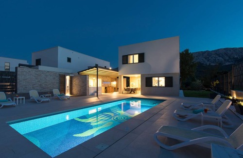 Jurandvor Villa | 145 m² Villa ∙ 4 bedrooms ∙ 10 guests