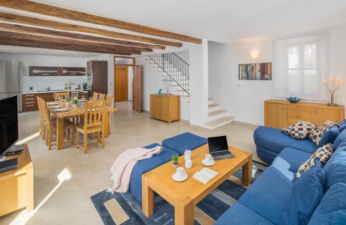 Baredine House | 148 m² House ∙ 4 bedrooms ∙ 8 guests
