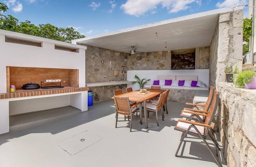 Belej House | 150 m² House ∙ 3 bedrooms ∙ 6 guests