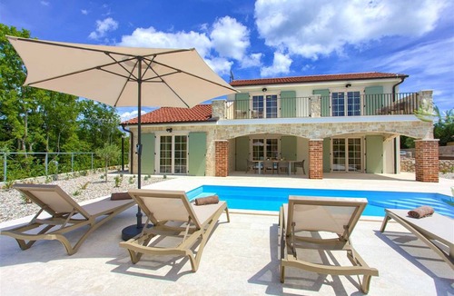 Rasopasno Villa | 150 m² Villa ∙ 3 bedrooms ∙ 8 guests