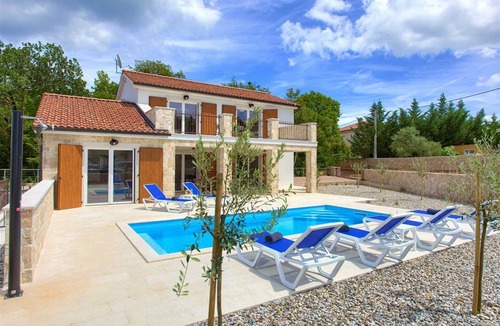 Rasopasno Villa | 150 m² Villa ∙ 3 bedrooms ∙ 6 guests