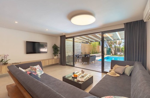 Pile Villa | 150 m² Villa ∙ 5 bedrooms ∙ 10 guests