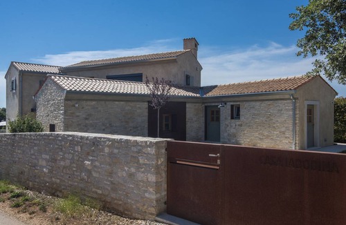 Kurili Villa | 160 m² Villa ∙ 3 bedrooms ∙ 8 guests