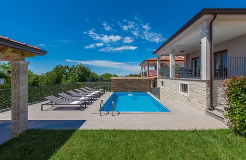 Rojci Villa | 160 m² Villa ∙ 4 bedrooms ∙ 8 guests