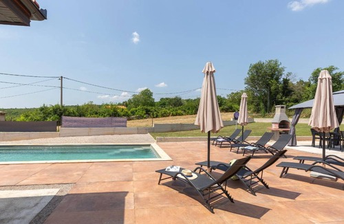Topid House | 165 m² House ∙ 3 bedrooms ∙ 8 guests