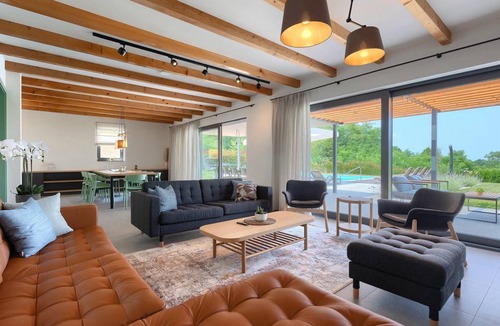Lasici House | 165 m² House ∙ 4 bedrooms ∙ 8 guests