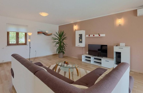 Smoljanci House | 170 m² House ∙ 3 bedrooms ∙ 6 guests