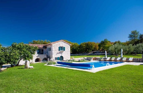 Malinska-Dubasnica House | 170 m² House ∙ 3 bedrooms ∙ 8 guests