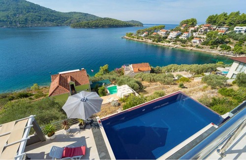 Vela Luka Villa | 170 m² Villa ∙ 3 bedrooms ∙ 6 guests