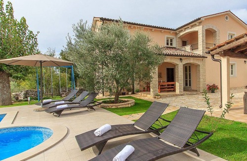 Brgod Villa | 170 m² Villa ∙ 4 bedrooms ∙ 10 guests
