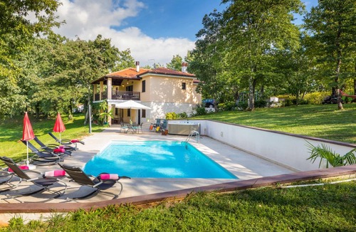 Jursici House | 175 m² House ∙ 4 bedrooms ∙ 8 guests