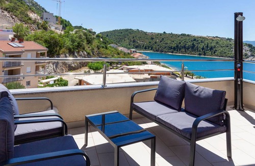 Duba House | 175 m² House ∙ 4 bedrooms ∙ 8 guests