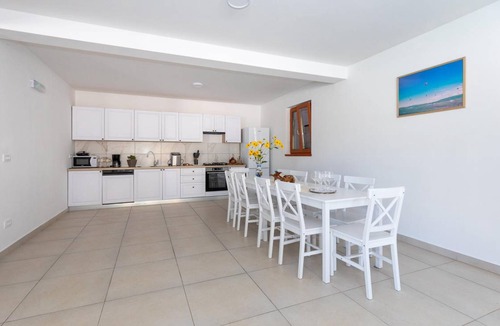 Momici House | 190 m² Maisonette ∙ 4 bedrooms ∙ 10 guests