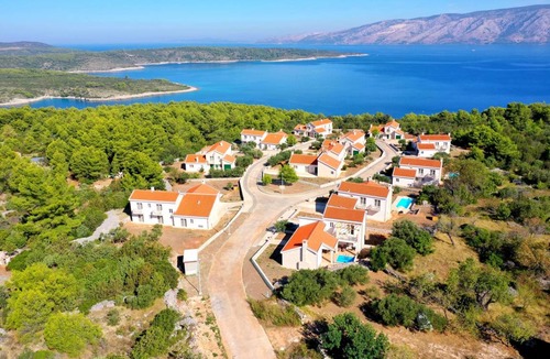 Stari Grad Villa | 190 m² Villa ∙ 3 bedrooms ∙ 8 guests