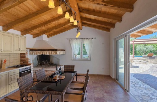 Bazgalji House | 195 m² House ∙ 4 bedrooms ∙ 10 guests