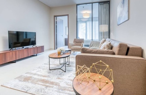 Business Bay Apartment | 1BR Modern Business Bay Apartment Close to Dubai Mall