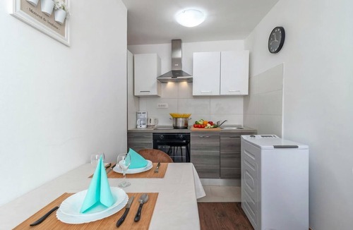 Karlobag Apartment | 1BR Seafront Apartment Sanja Karlobag, Karlobag, Croatia