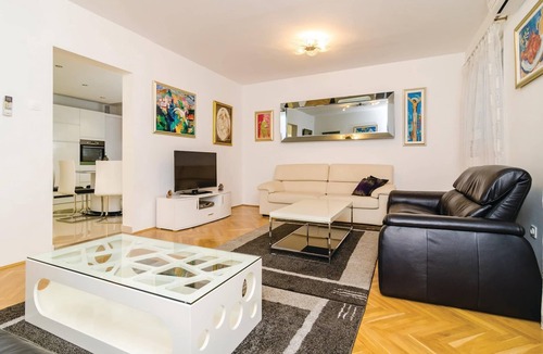 Montovjerna Apartment | 2 bedroom accommodation in Dubrovnik