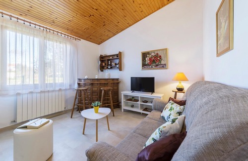 Galizana Apartment | 2 bedroom accommodation in Galizana