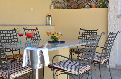 Vizinada House | 2 bedroom accommodation in Vizinada
