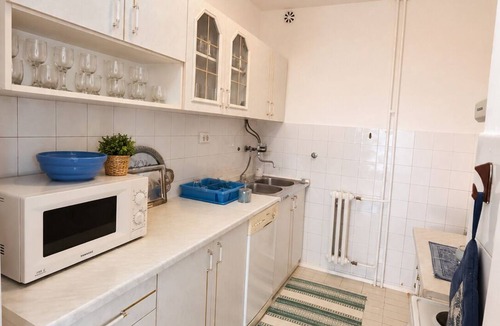 Ilidza Apartment | 2-bedroom apartment next to the river and 10 minutes from Sarajevo Airport